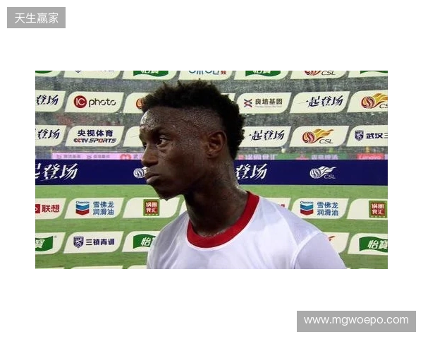 博主：蓉城外援卡隆目前仍处于留队状态，但已不可能随队踢中超