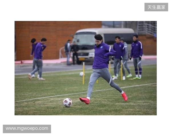 足球报：津门虎新赛季负10分开局形势严峻，于根伟并未失去信心